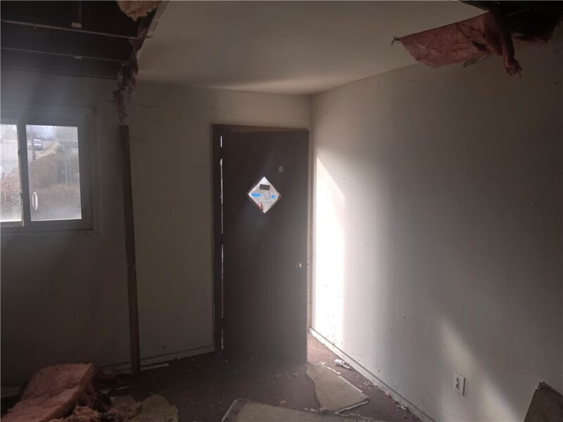 743 Indiana Ave — photo 4