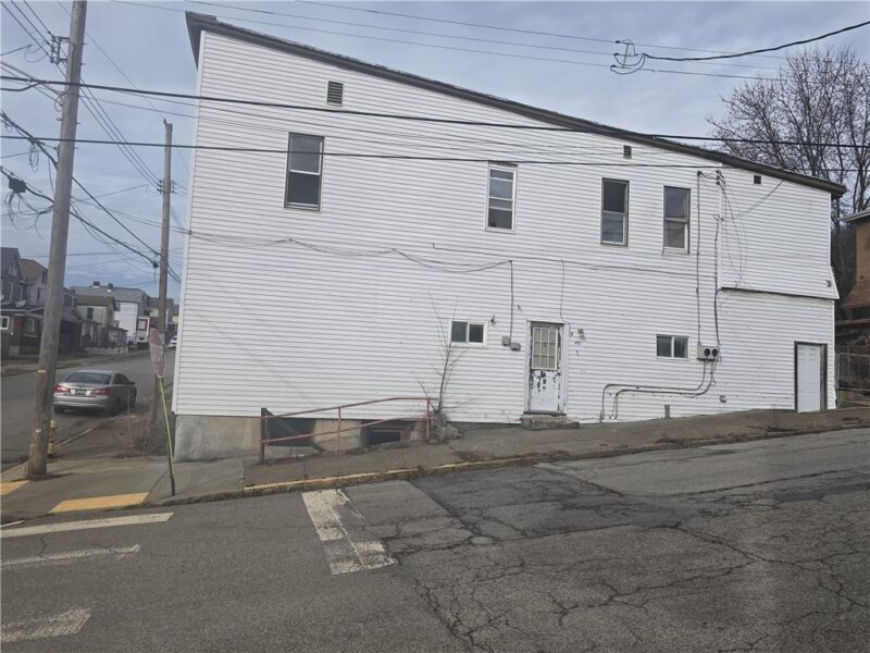 743 Indiana Ave — photo 6