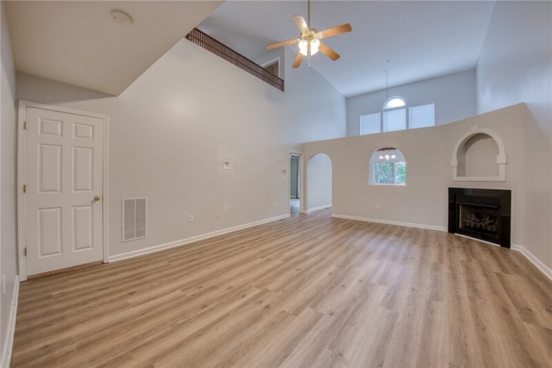 2115 Shawnee Dr — photo 4