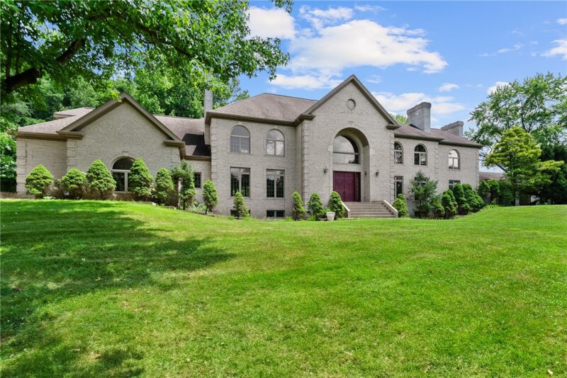 1060 Fox Chapel Road — photo 3