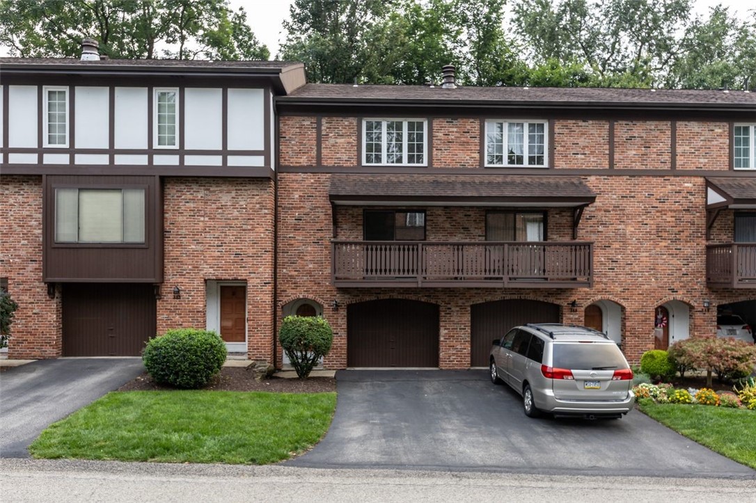 350 Woodbridge Dr — photo 1