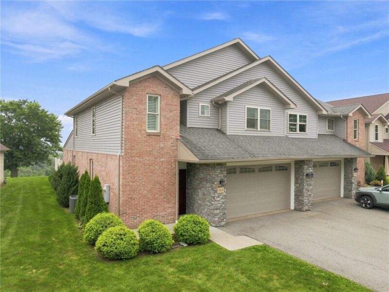 1013 Westwood Lane — photo 2