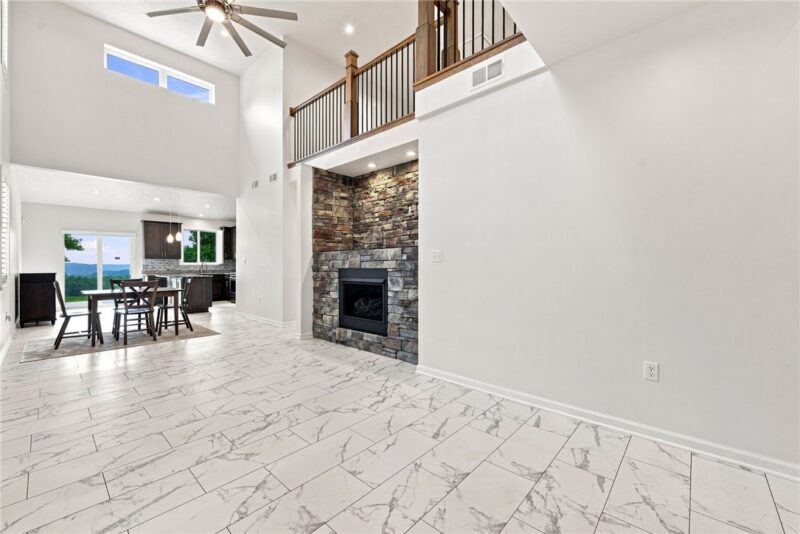 1013 Westwood Lane — photo 6