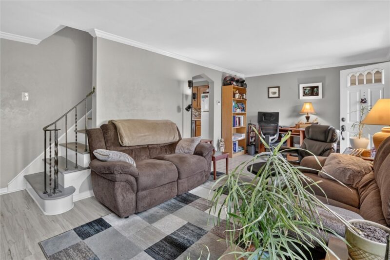 346 Mayville Ave — photo 5