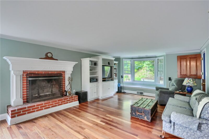245 Hutchman Road — photo 8