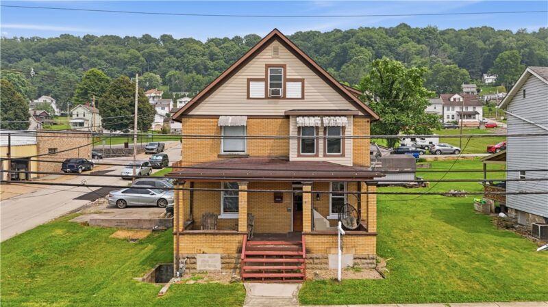 236 N Water St — photo 2