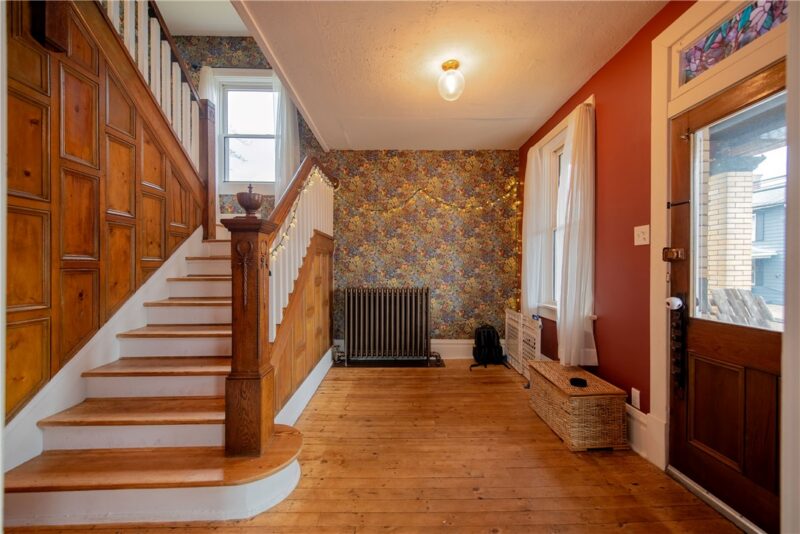 236 N Water St — photo 4
