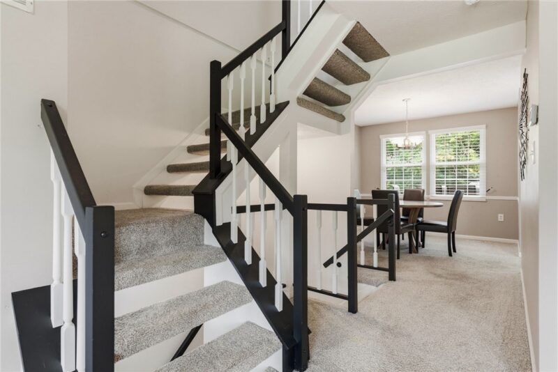 264 Clearbrook Ct — photo 6
