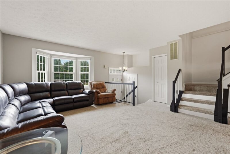 264 Clearbrook Ct — photo 8