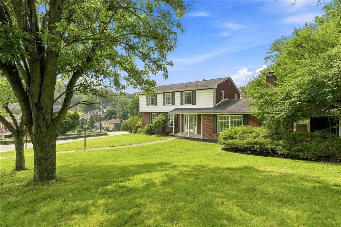 116 Hawthorne Dr — photo 1