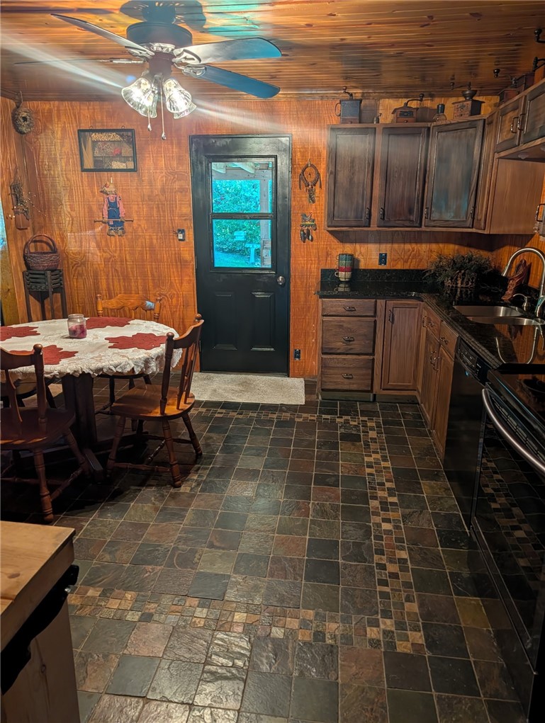 237 Fox Stop Rd — photo 7