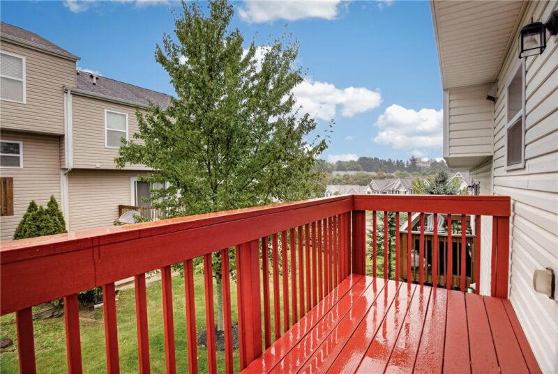 202 Ascot Court — photo 8
