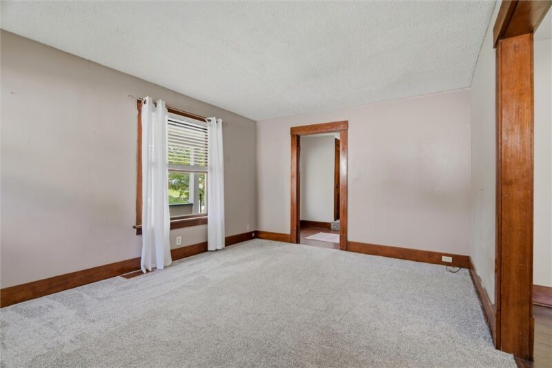 98 Baker Ave — photo 4