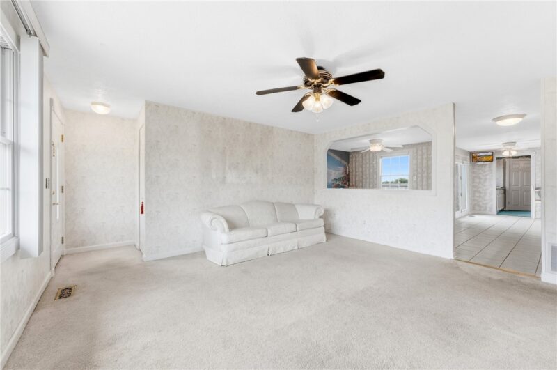 1402 Ivywood Dr — photo 3