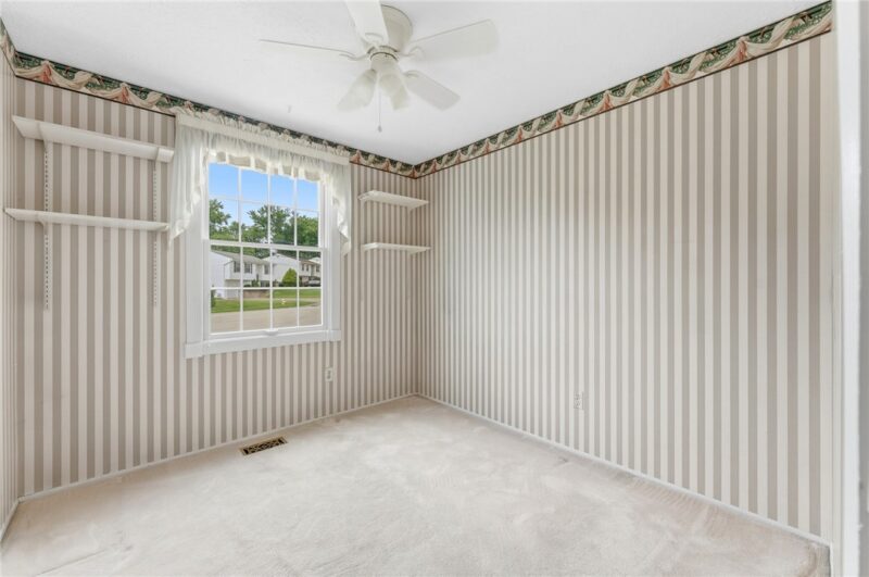 1402 Ivywood Dr — photo 6