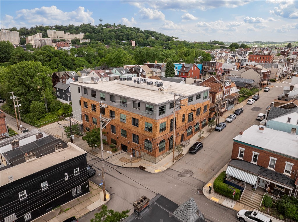 622 Gross St 104 — photo 1