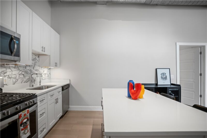 622 Gross St 104 — photo 7