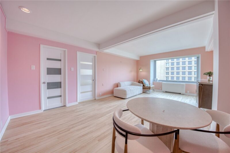 320 Fort Duquesne Blvd 16B — photo 8