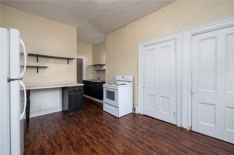 2023 Lowrie St — photo 4