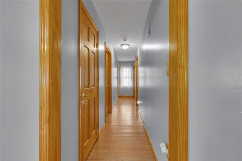 865 Walnut St — photo 8
