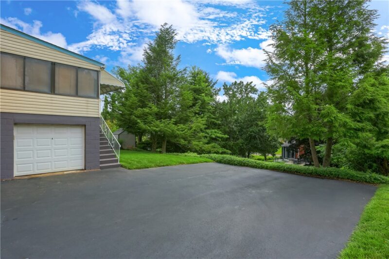 9144 Saginaw Dr — photo 5