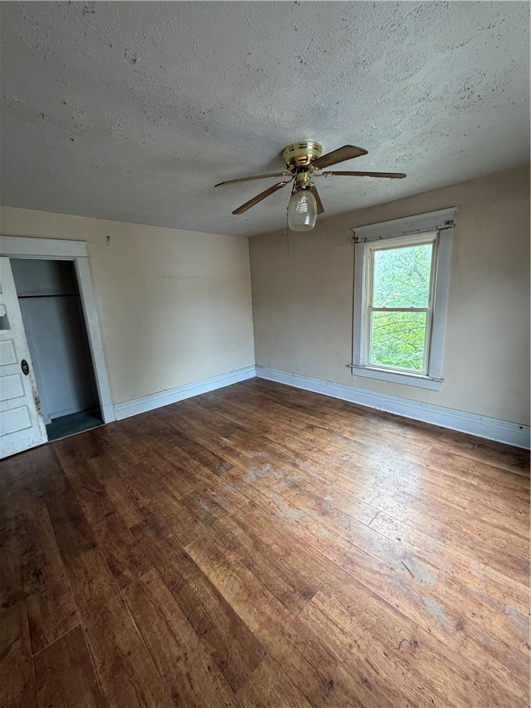 820 Lathrop St — photo 7