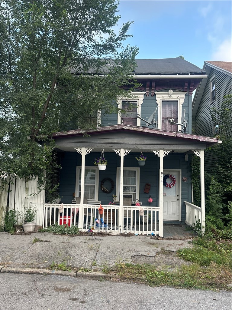 914 4th Avenue — photo 3