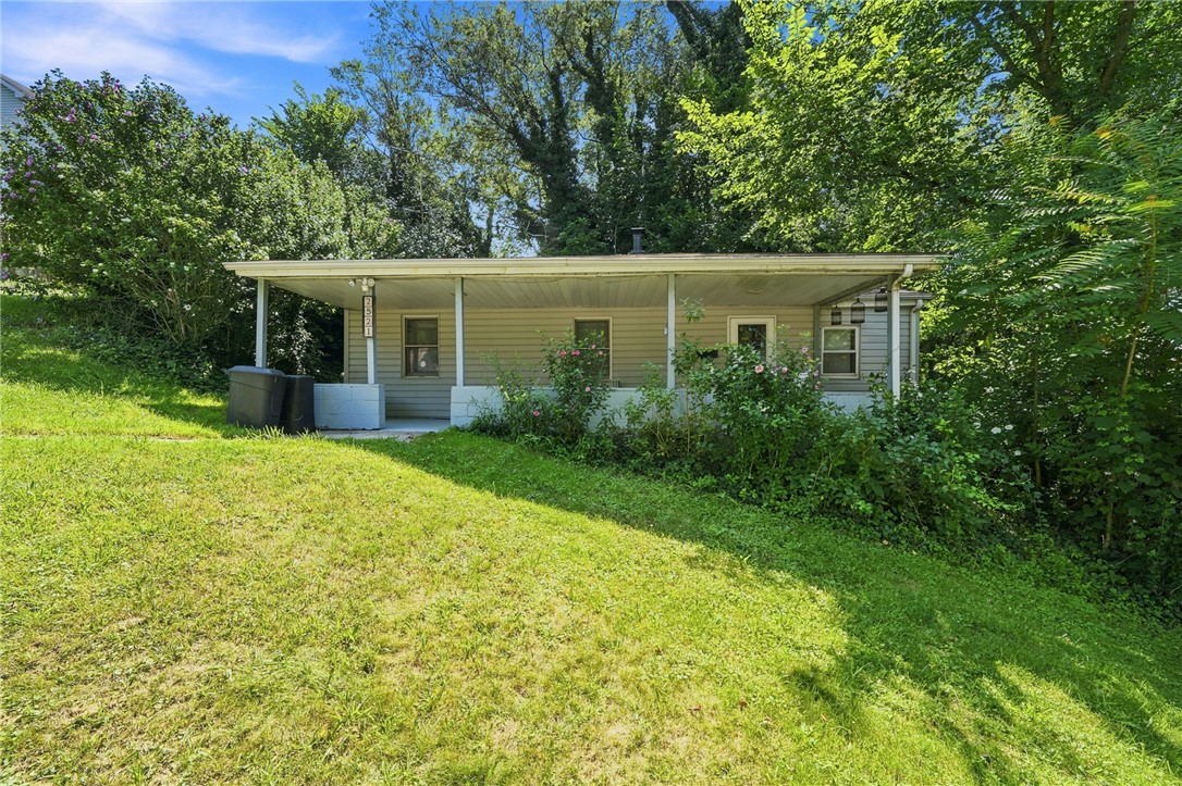 2521 Portland St — photo 1