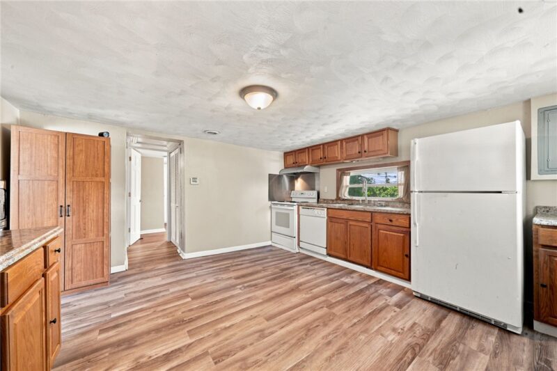 2521 Portland St — photo 3