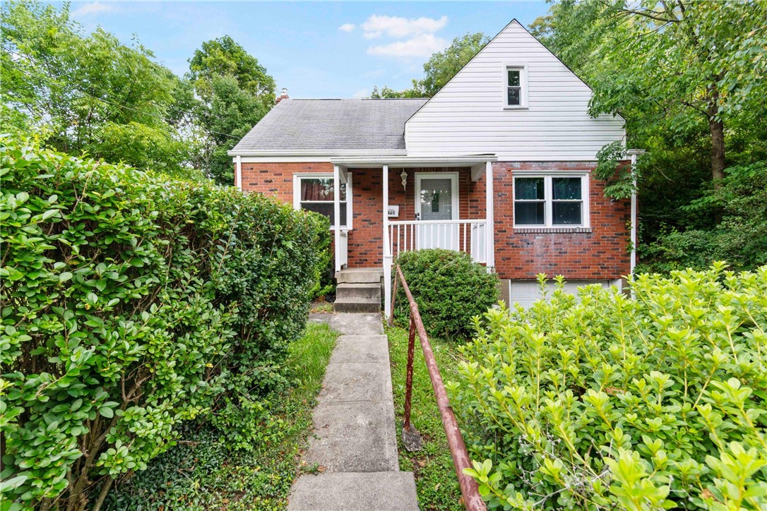 401 Parkridge Dr — photo 1
