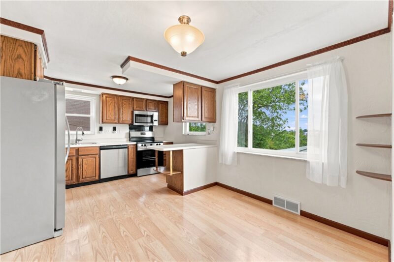 1134 Cardinal Dr — photo 8