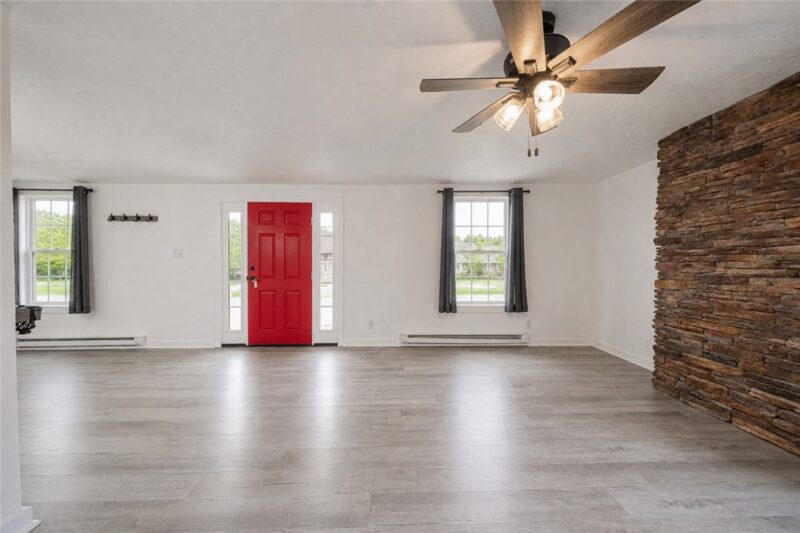 410 Wayne St — photo 4