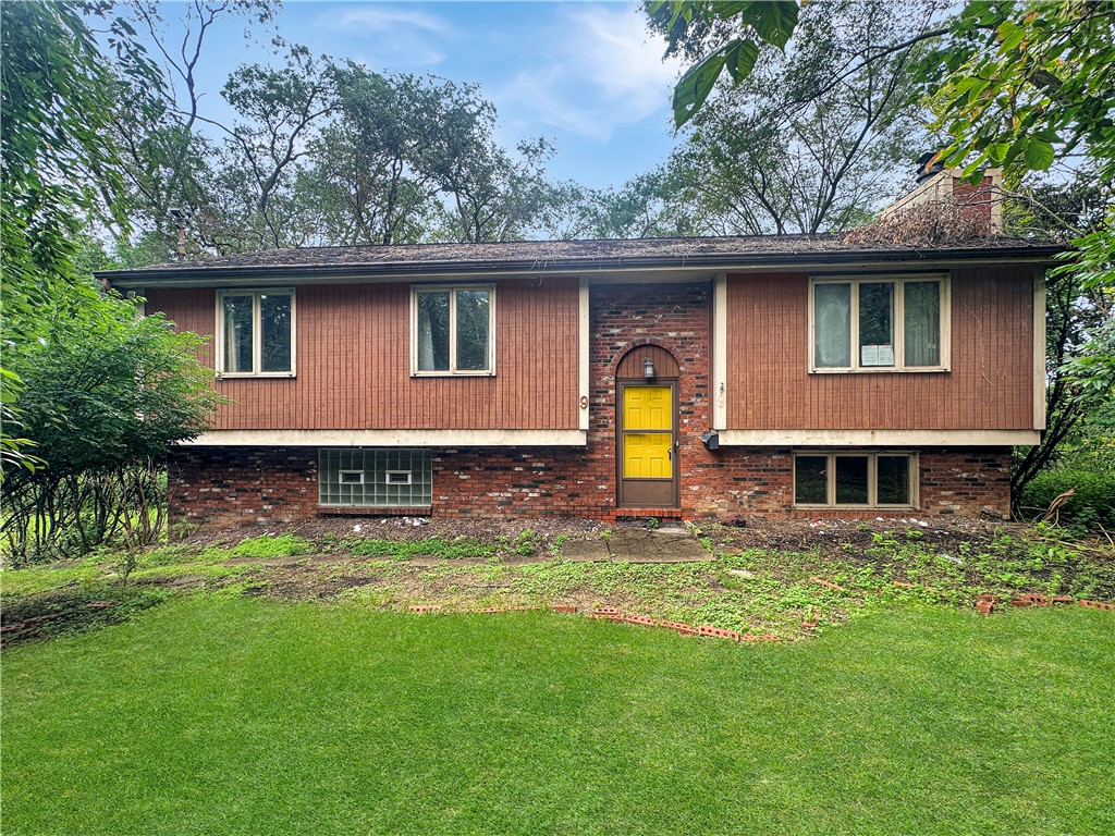 9 Carol Pl — photo 1