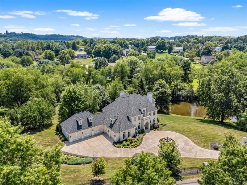 108 Carriage Hill DRIVE — photo 4