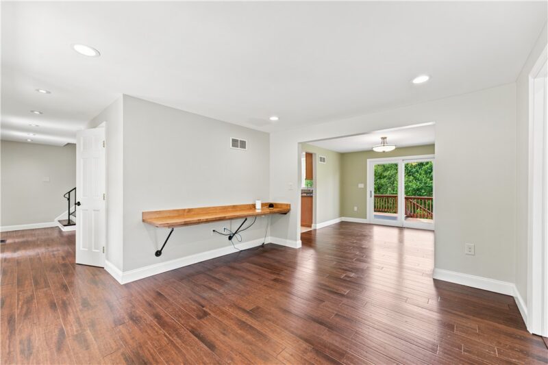 2587 Cole Road — photo 6
