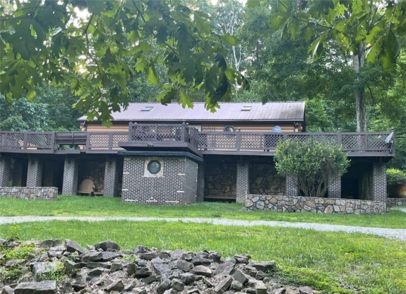 323 Dinner Bell Ohiopyle Rd — photo 3