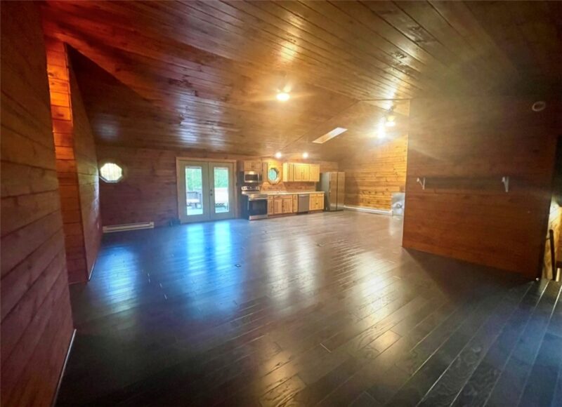 323 Dinner Bell Ohiopyle Rd — photo 8
