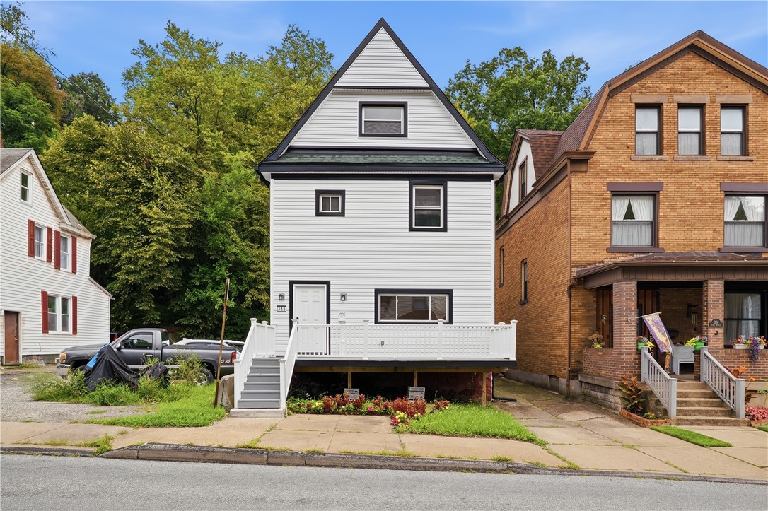 318 Brown Ave — photo 1