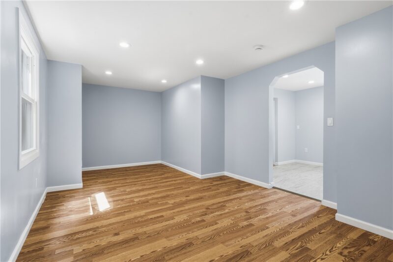 318 Brown Ave — photo 7