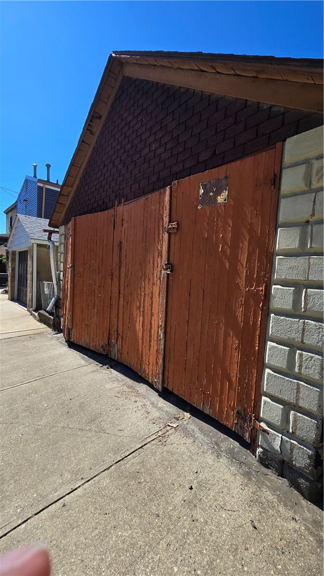 102 N Main Street — photo 5