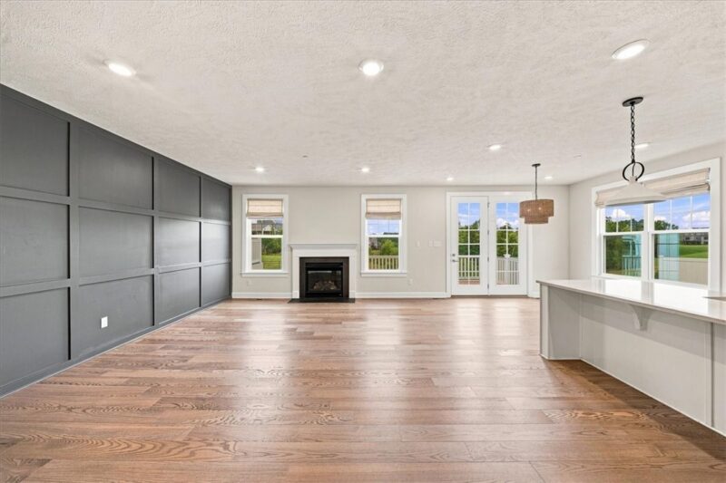 4205 Spruce Rd — photo 3