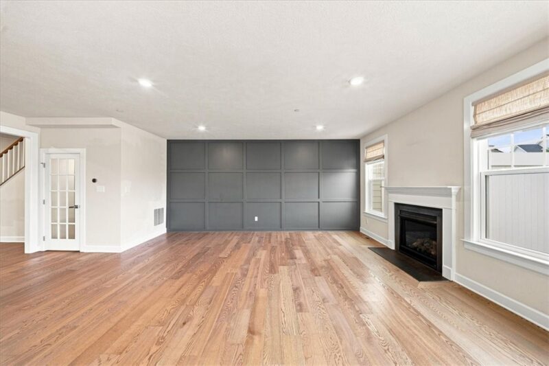4205 Spruce Rd — photo 4