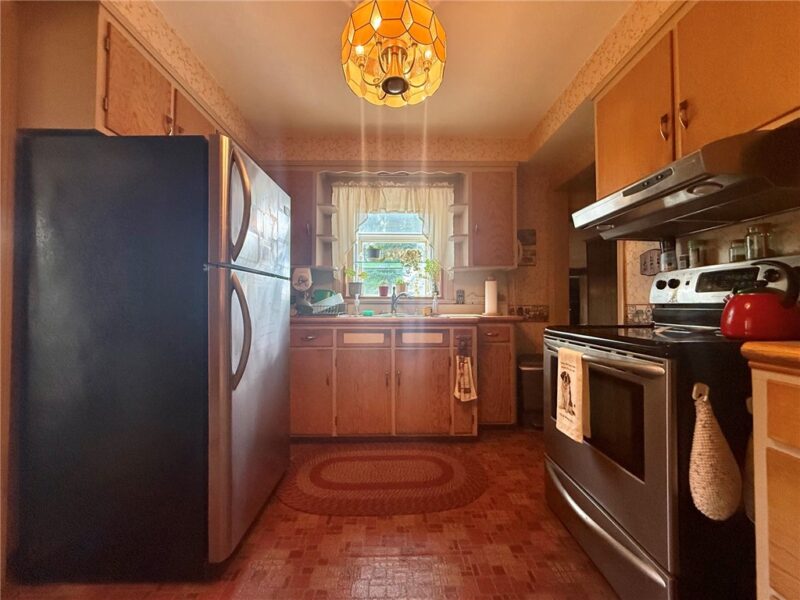 2401 N Mercer Street — photo 6