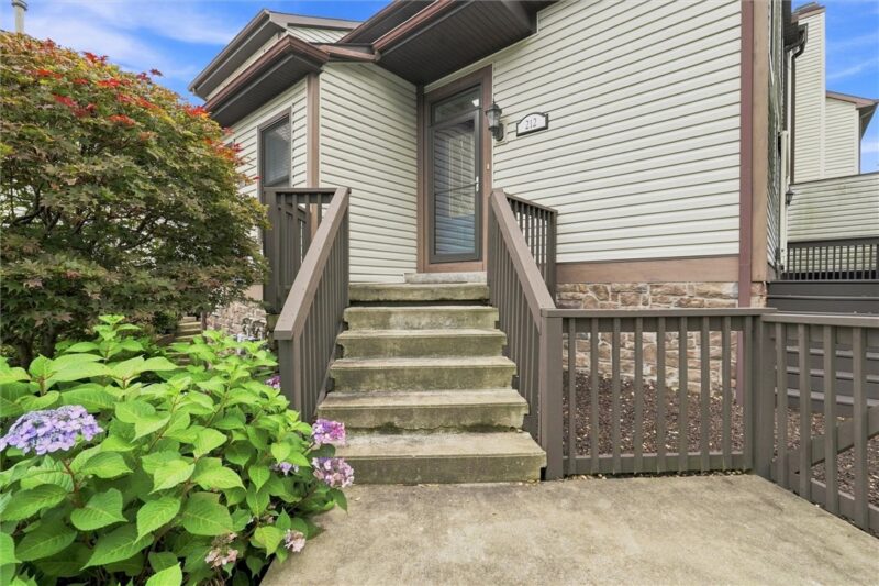 212 Spring Run Dr 212 — photo 3