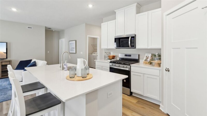1070 Peachtree Rd — photo 7