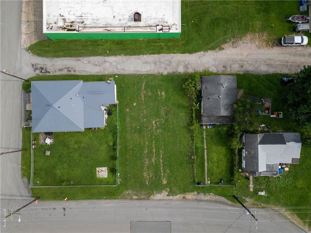 1100 Fayette St — photo 1