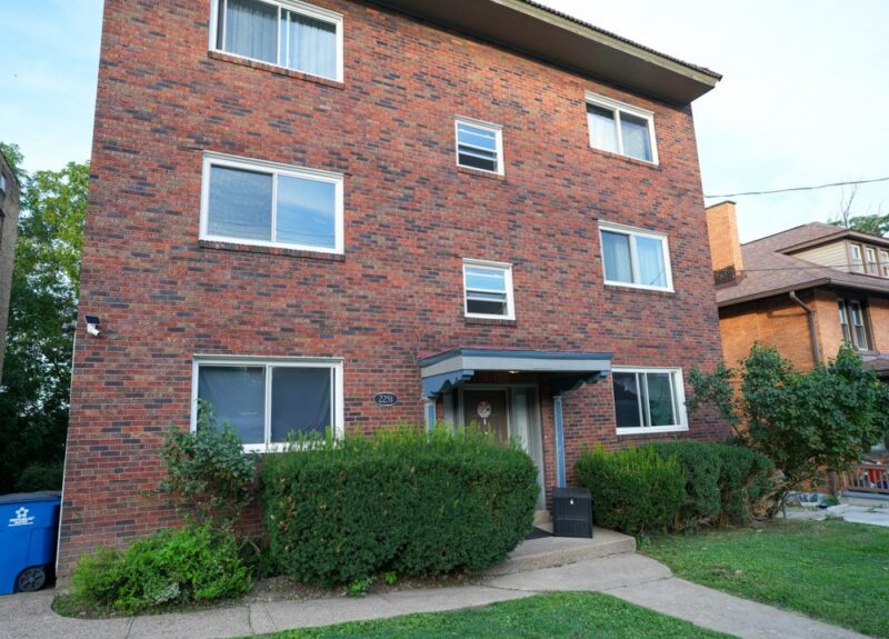 2251 Brownsville Rd — photo 2