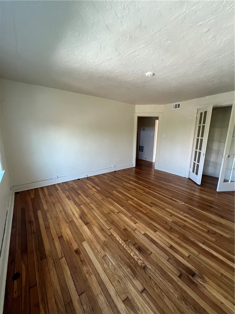 2251 Brownsville Rd — photo 3