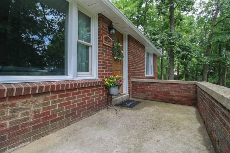 124 Georgetown Rd — photo 2