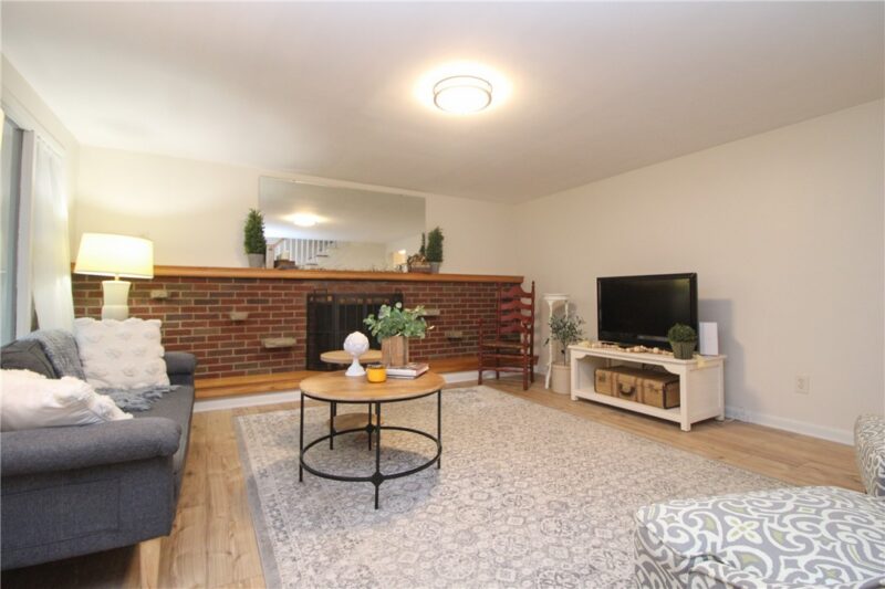124 Georgetown Rd — photo 4